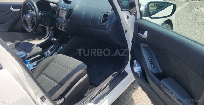 Kia Cerato-15