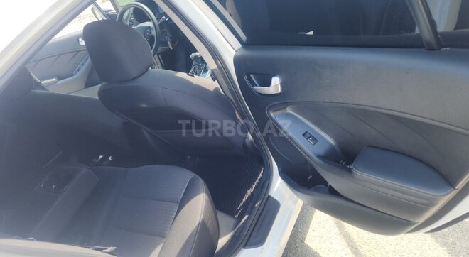 Kia Cerato-16