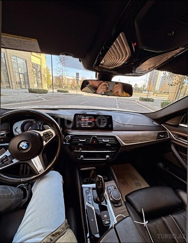 BMW 530-11
