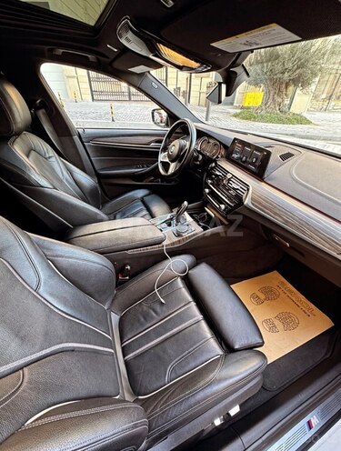 BMW 530-15