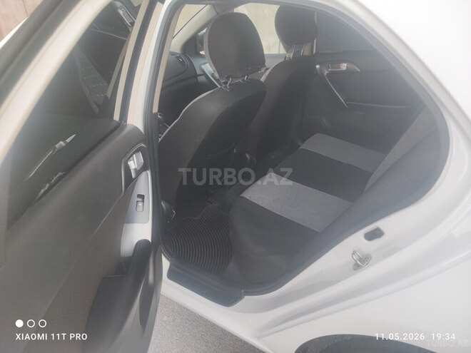 Kia Cerato-11