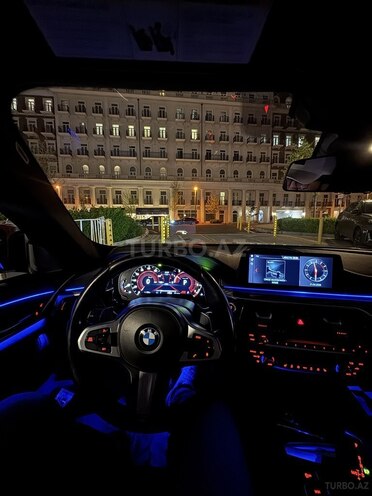 BMW 530-12