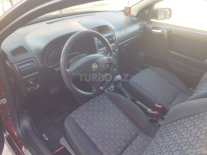 Opel Astra-2