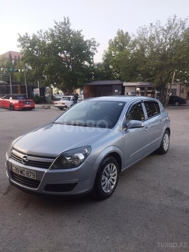 Opel Astra-2