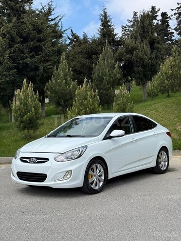 Hyundai Accent-3