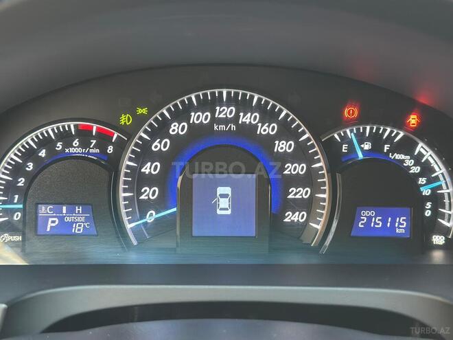 Toyota Camry-3