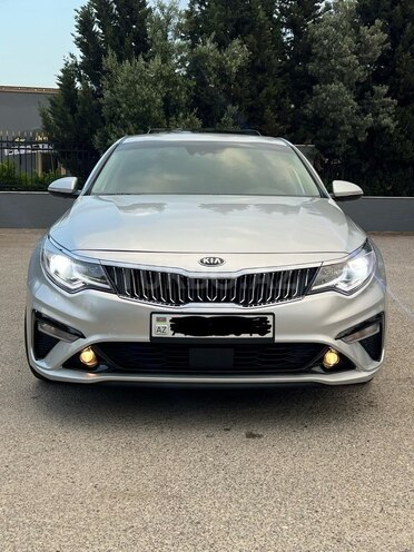 Kia Optima-2
