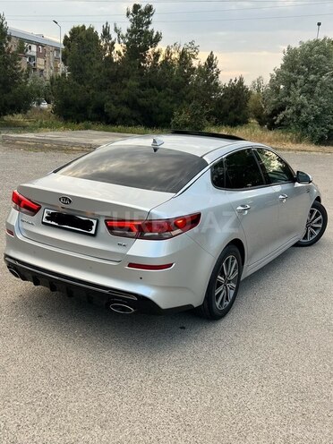 Kia Optima-6