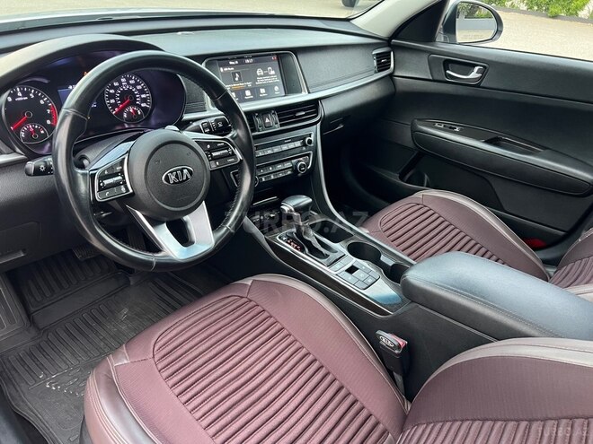 Kia Optima-21