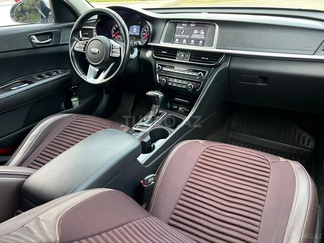 Kia Optima-15