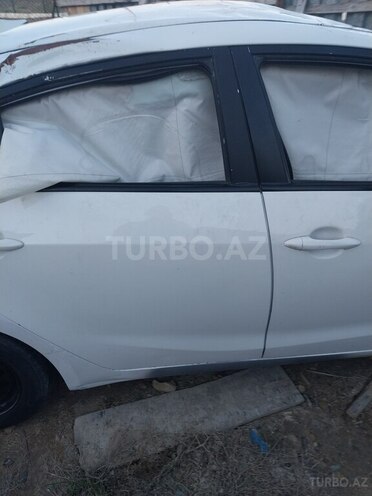 Kia Forte-4