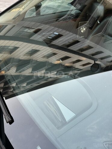 BMW 528-8