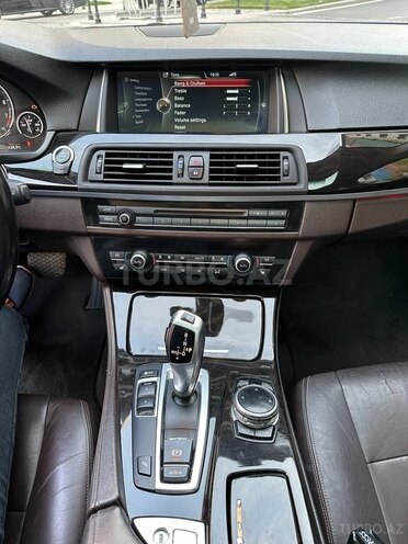 BMW 528-13