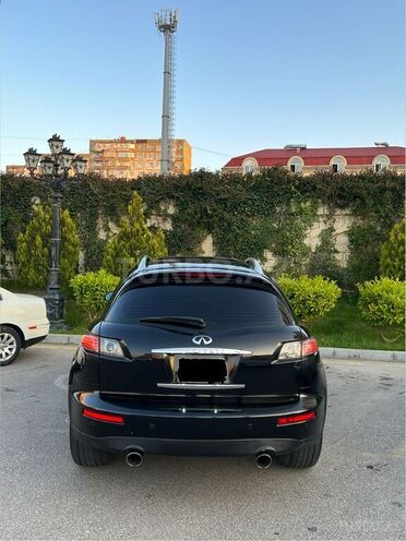 Infiniti FX35-4
