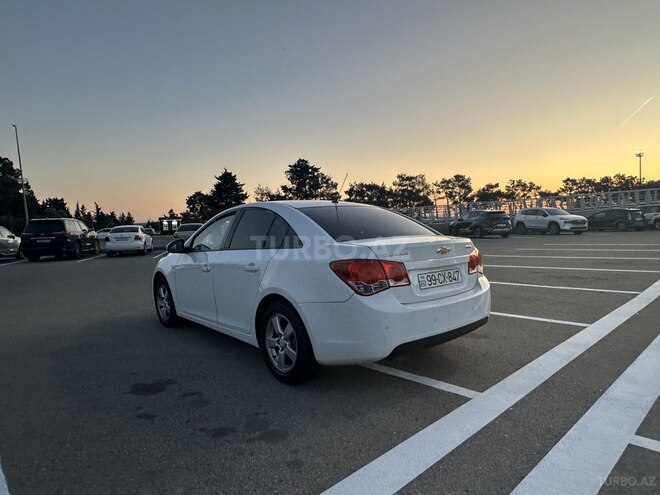 Chevrolet Cruze-8