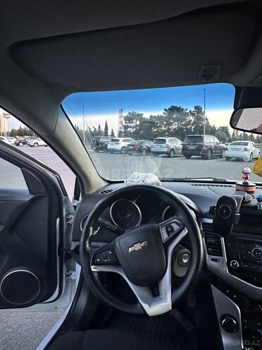 Chevrolet Cruze-5