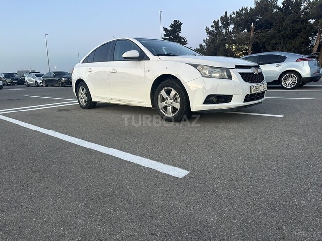 Chevrolet Cruze-16