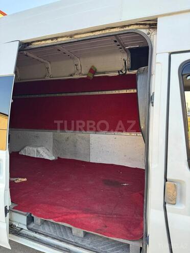 Ford Transit-6