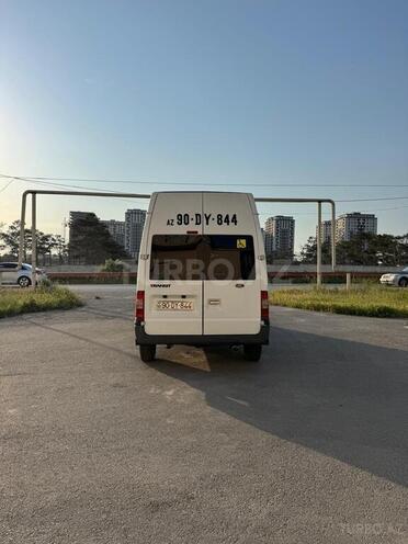 Ford Transit-2