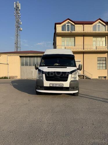 Ford Transit-1
