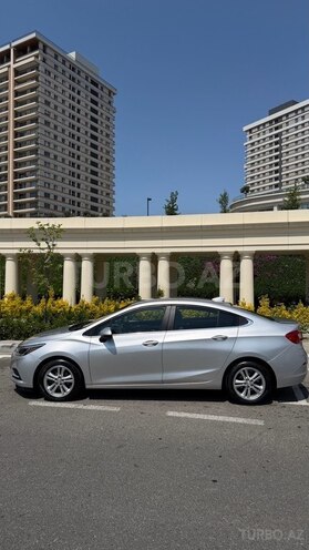 Chevrolet Cruze-6