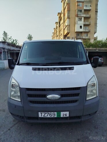 Ford Transit-1