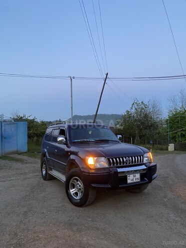 Toyota Land Cruiser Prado-1