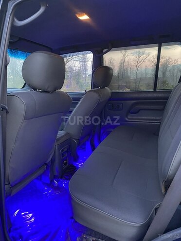 Toyota Land Cruiser Prado-10