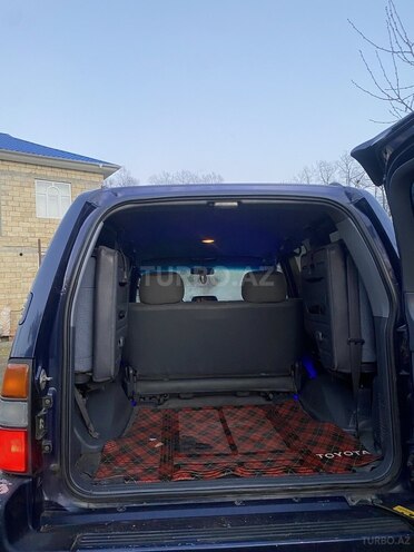 Toyota Land Cruiser Prado-11
