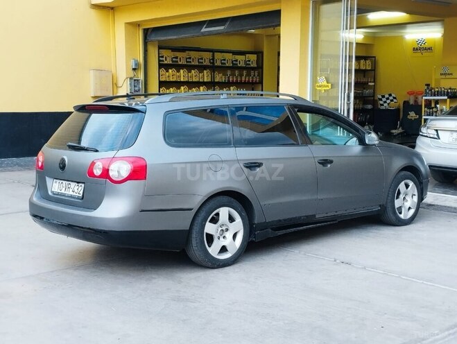 Volkswagen Passat-2