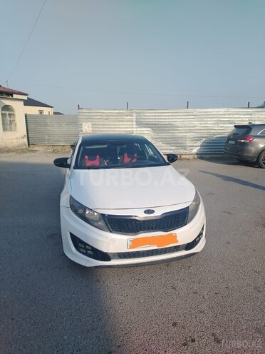 Kia Optima-4