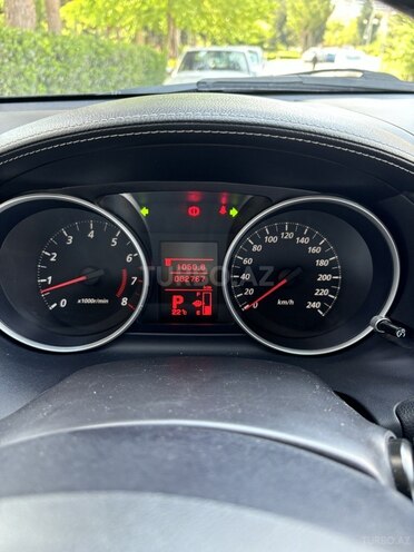 Mitsubishi Outlander-10
