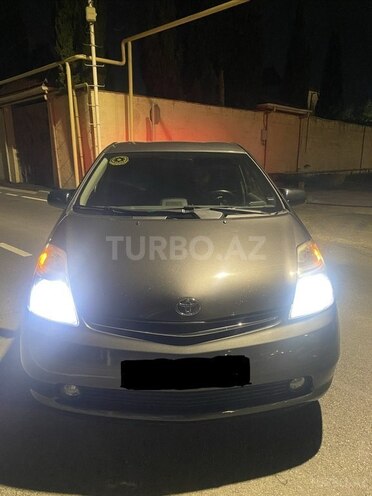 Toyota Prius-1