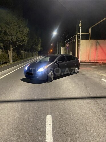 Toyota Prius-6