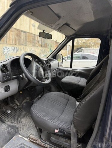 Ford Transit-6