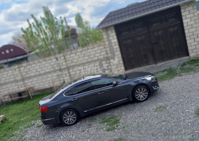 Kia Cadenza-12