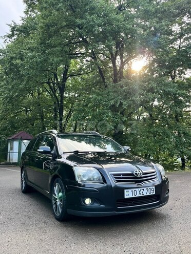 Toyota Avensis-3