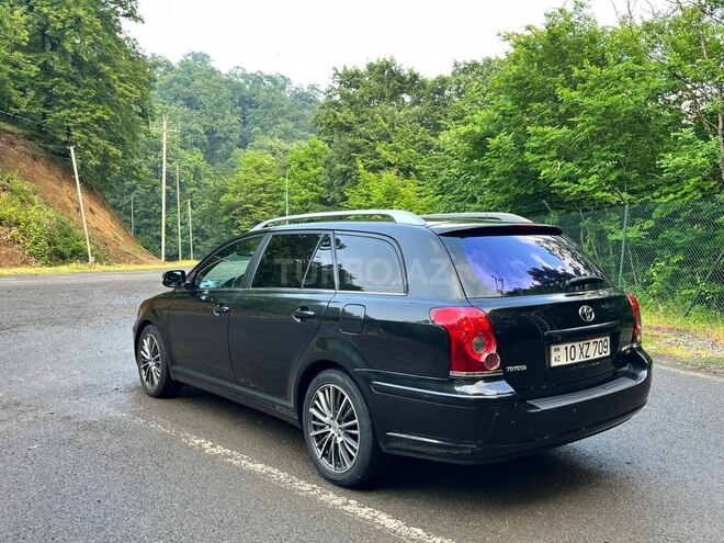 Toyota Avensis-6