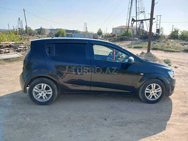 Chevrolet Aveo-3