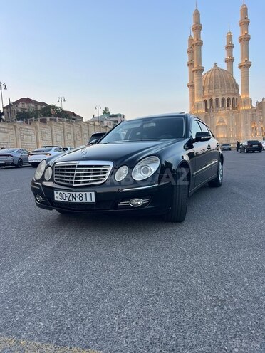 Mercedes E 220-2