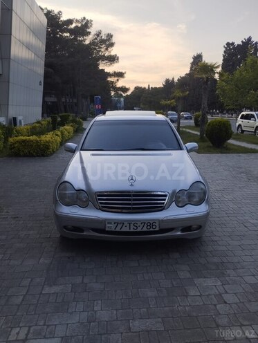 Mercedes C 200-1