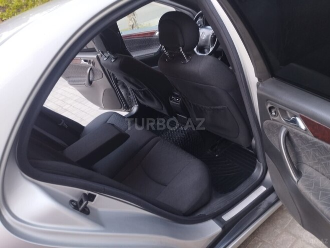 Mercedes C 200-11