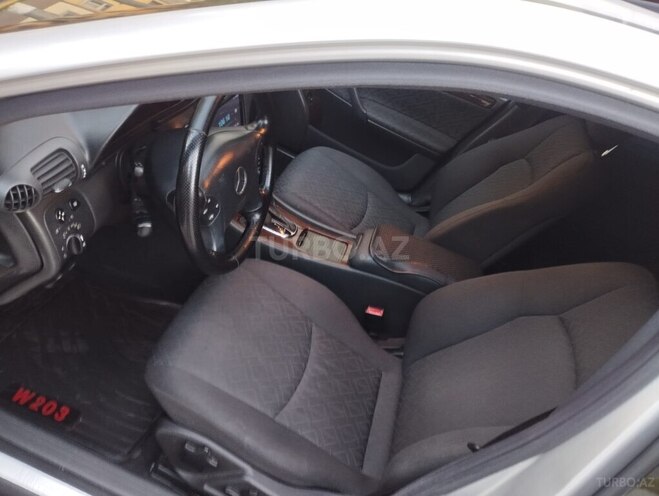 Mercedes C 200-13