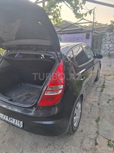 Hyundai i30-6
