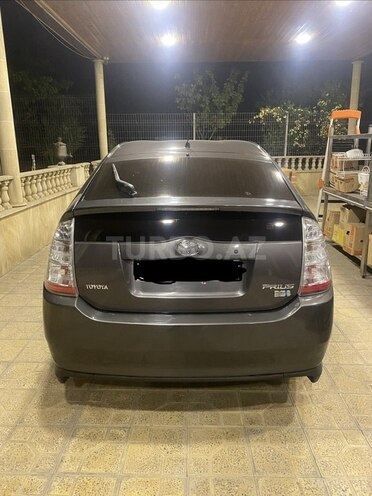 Toyota Prius-11