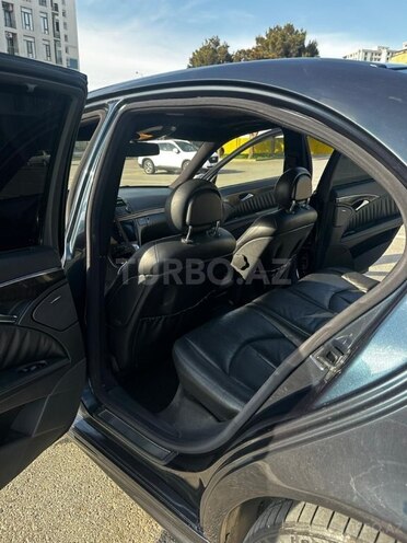 Mercedes E 240-9