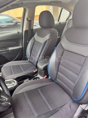 Chevrolet Cruze-8