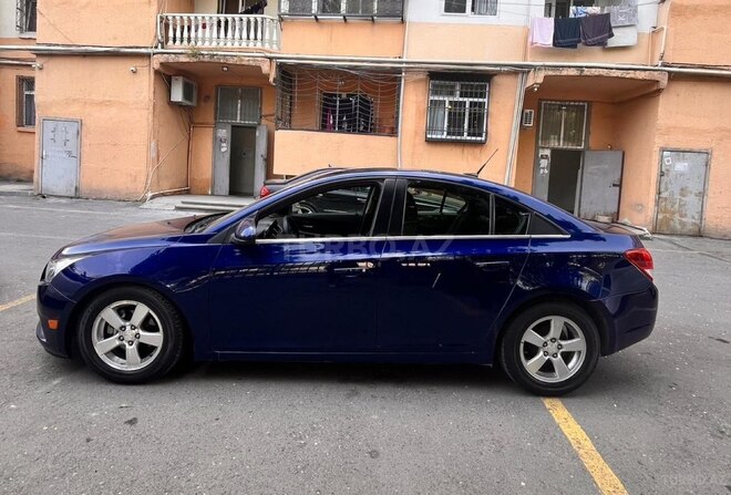 Chevrolet Cruze-6