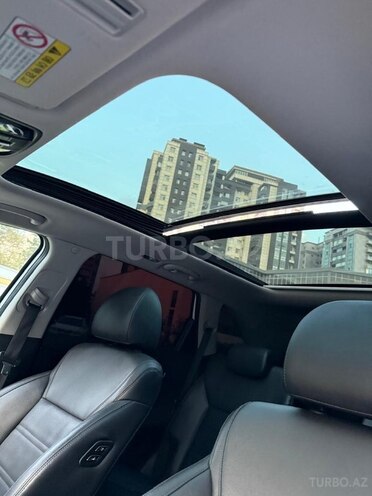 Kia Sorento-9