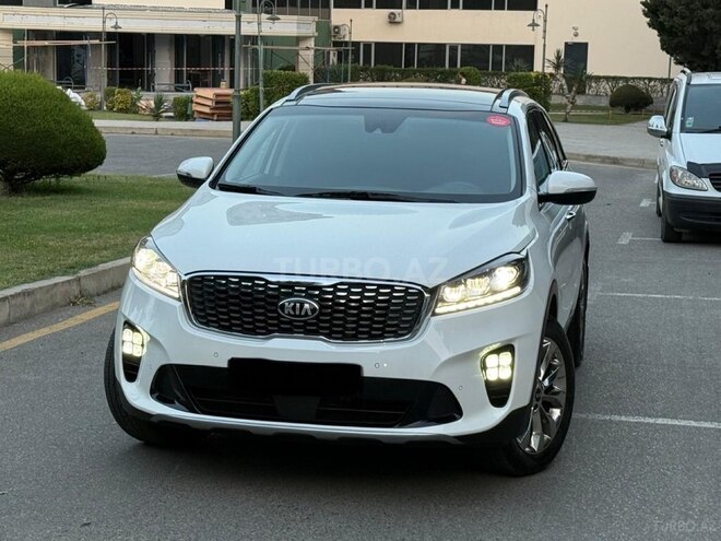 Kia Sorento-1